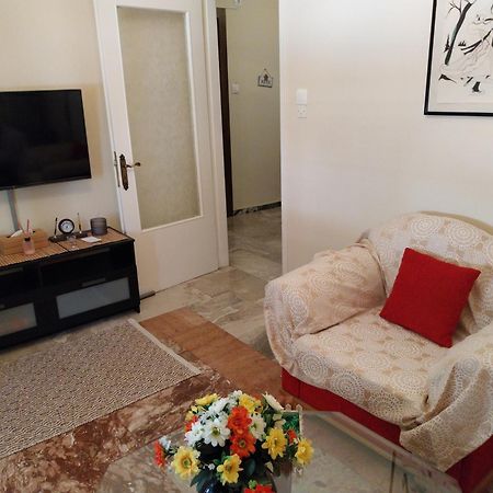 Cozy & Bright Home 50M From Subway -Agios Antonios Athen Eksteriør bilde