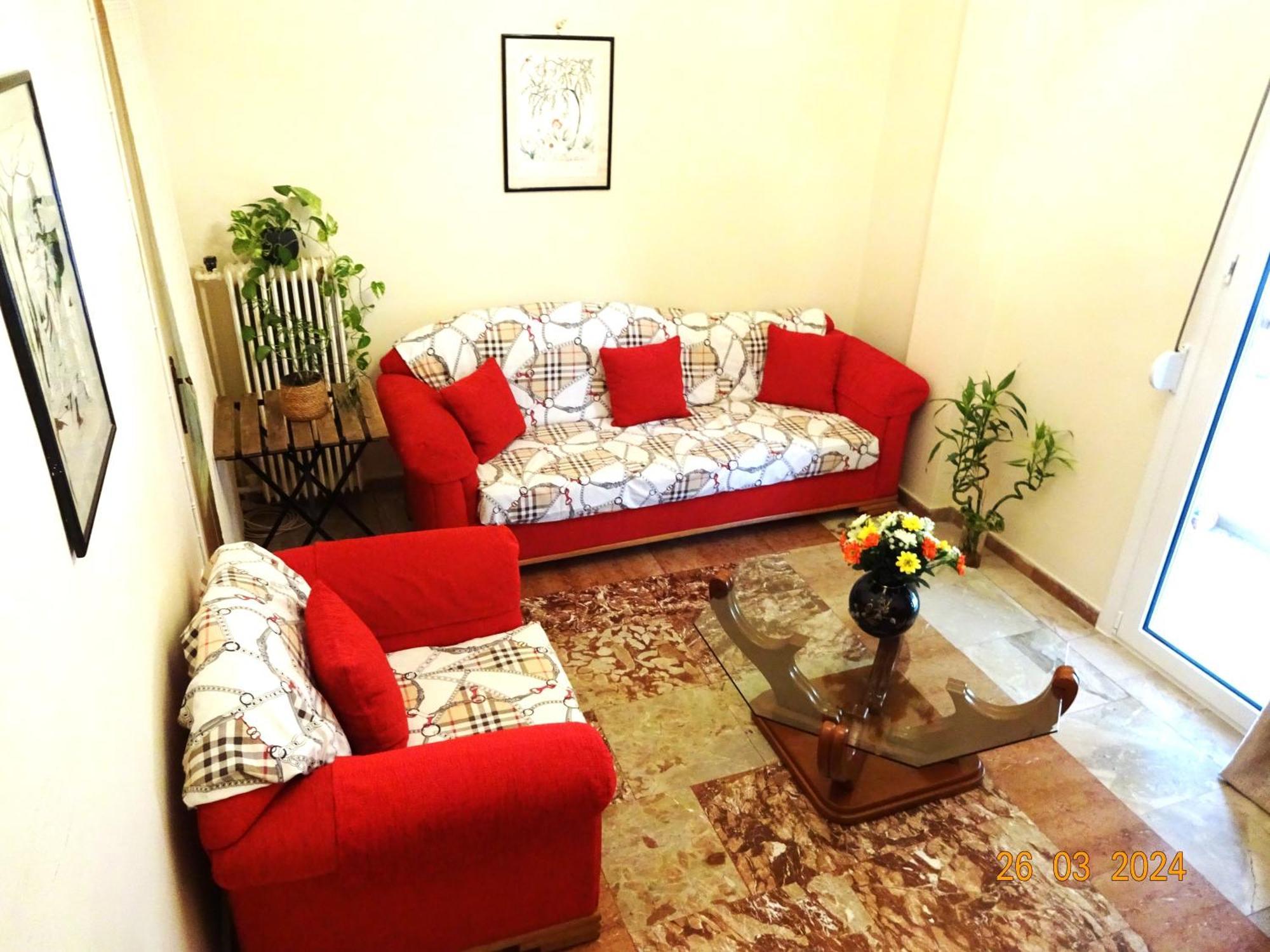 Cozy & Bright Home 50M From Subway -Agios Antonios Athen Eksteriør bilde