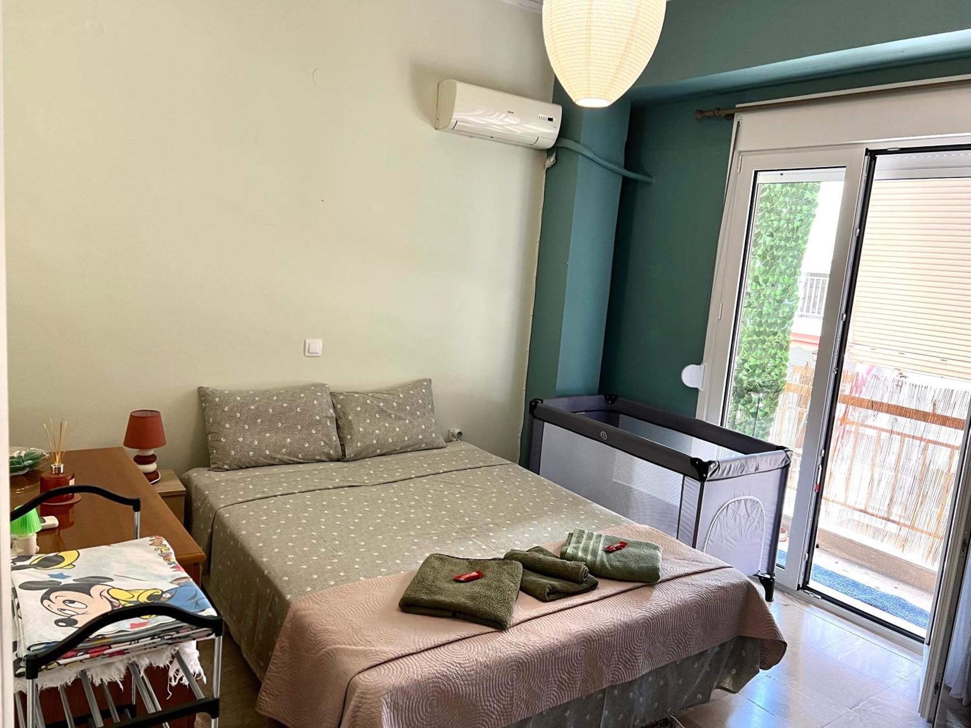 Cozy & Bright Home 50M From Subway -Agios Antonios Athen Eksteriør bilde